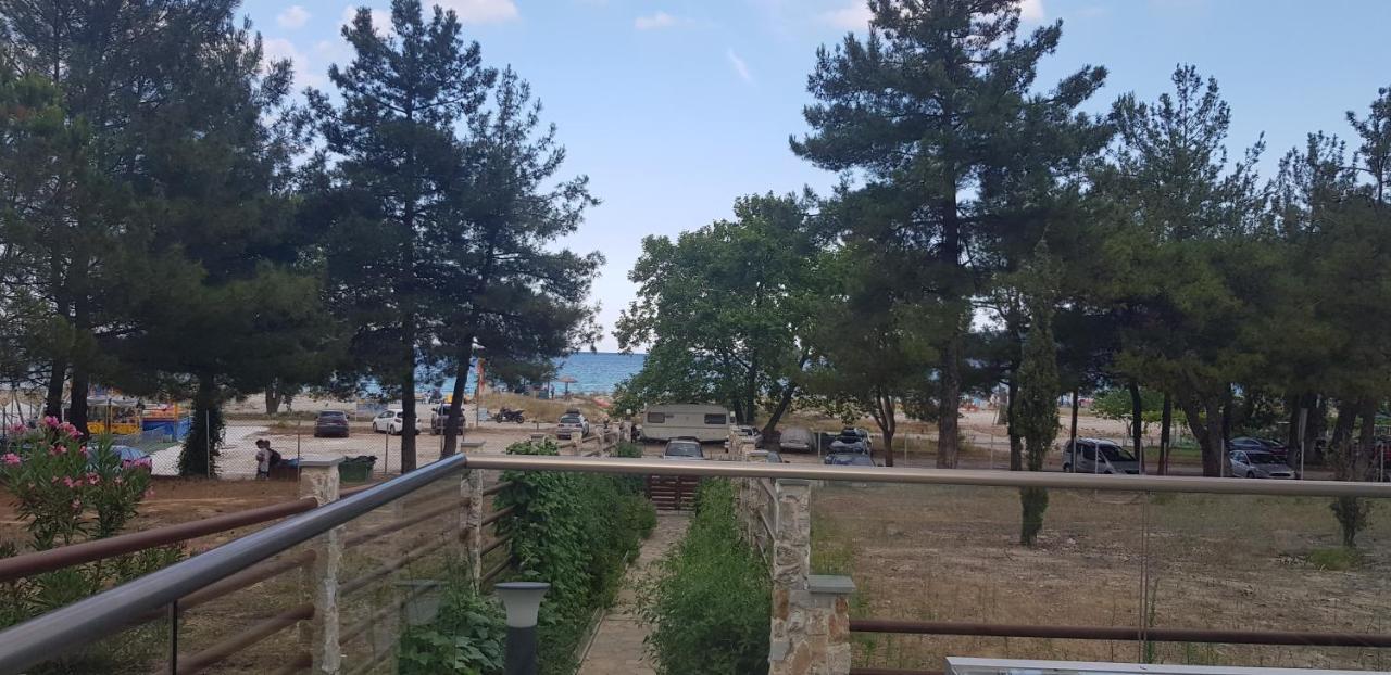 Hatzoudis Luxury Suites Chrysi Ammoudia Exterior photo