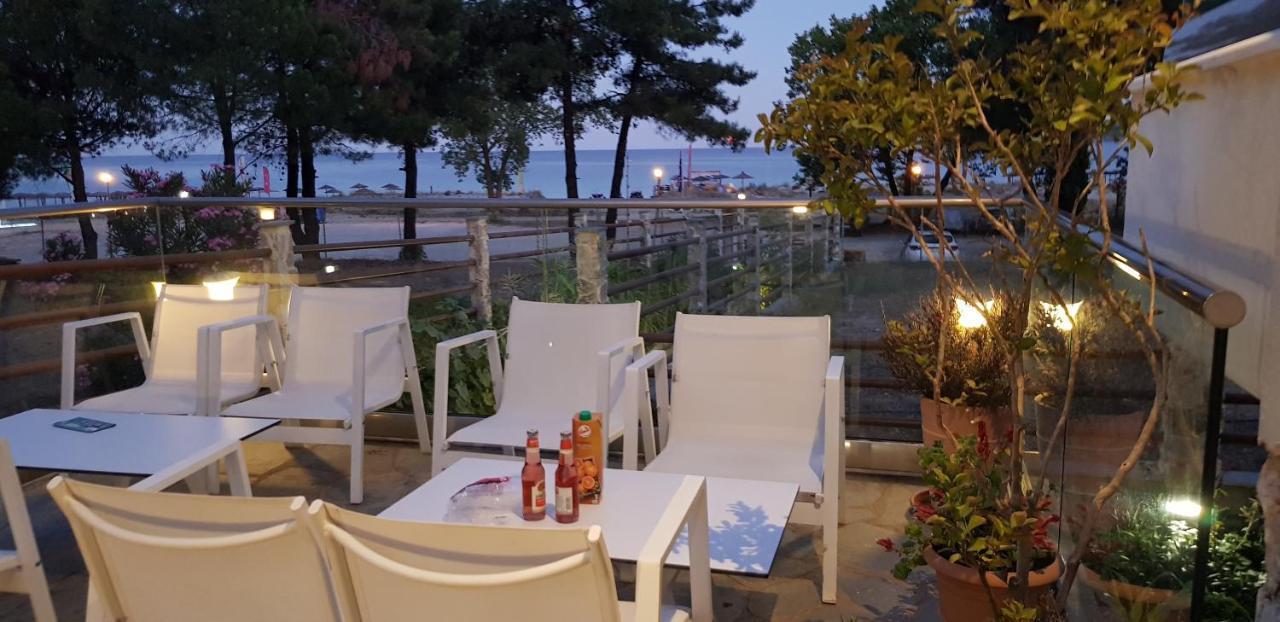 Hatzoudis Luxury Suites Chrysi Ammoudia Exterior photo
