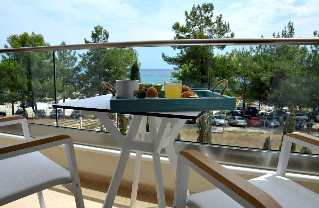 Hatzoudis Luxury Suites Chrysi Ammoudia Exterior photo